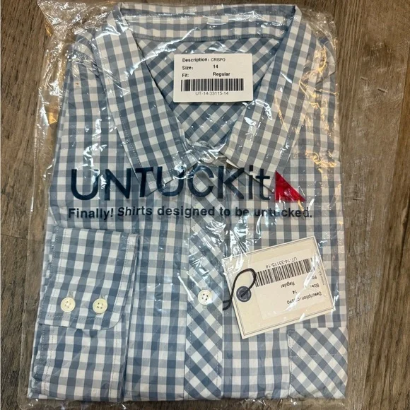 Untuckit Crispo Women’s Light Blue Gingham Plaid Button Down - Picture 2 of 5